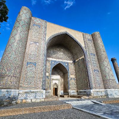 Visite guidée de Samarcande — Régistan, Gour-Émir & Shah-i-Zinda | CAJ.UZ